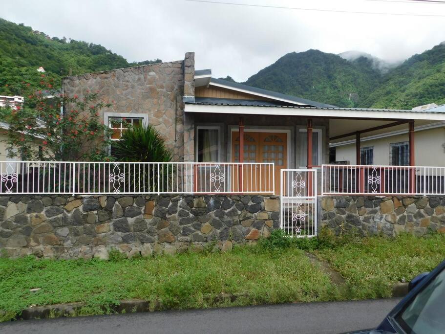 Tropical Home Oasis Soufrière Екстериор снимка
